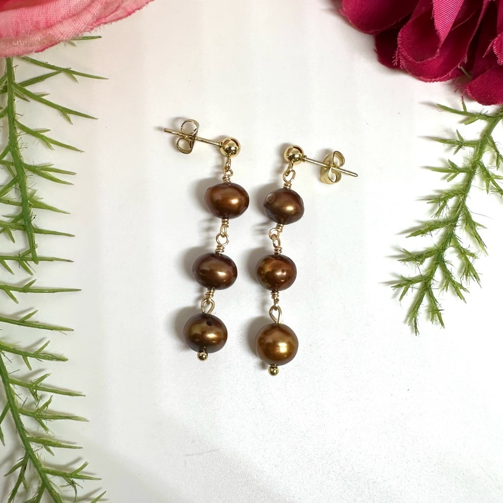 NEW⚜️Freshwater Brown Pearl Drop Earrings - Picture 2 of 3
